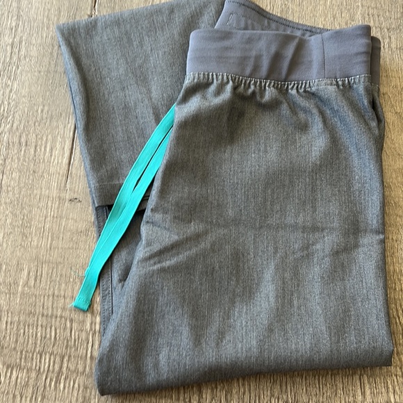 Figs Livingston Scrub Pants XS - Picture 3 of 3